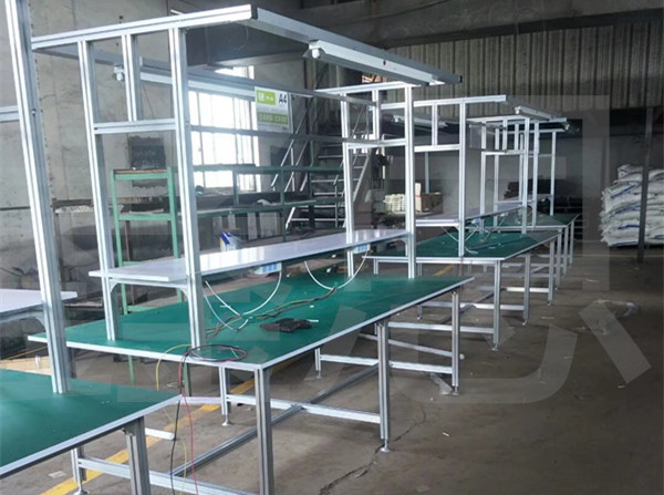 制作鋁型材工作臺會用到哪些規(guī)格的工業(yè)鋁型材？
